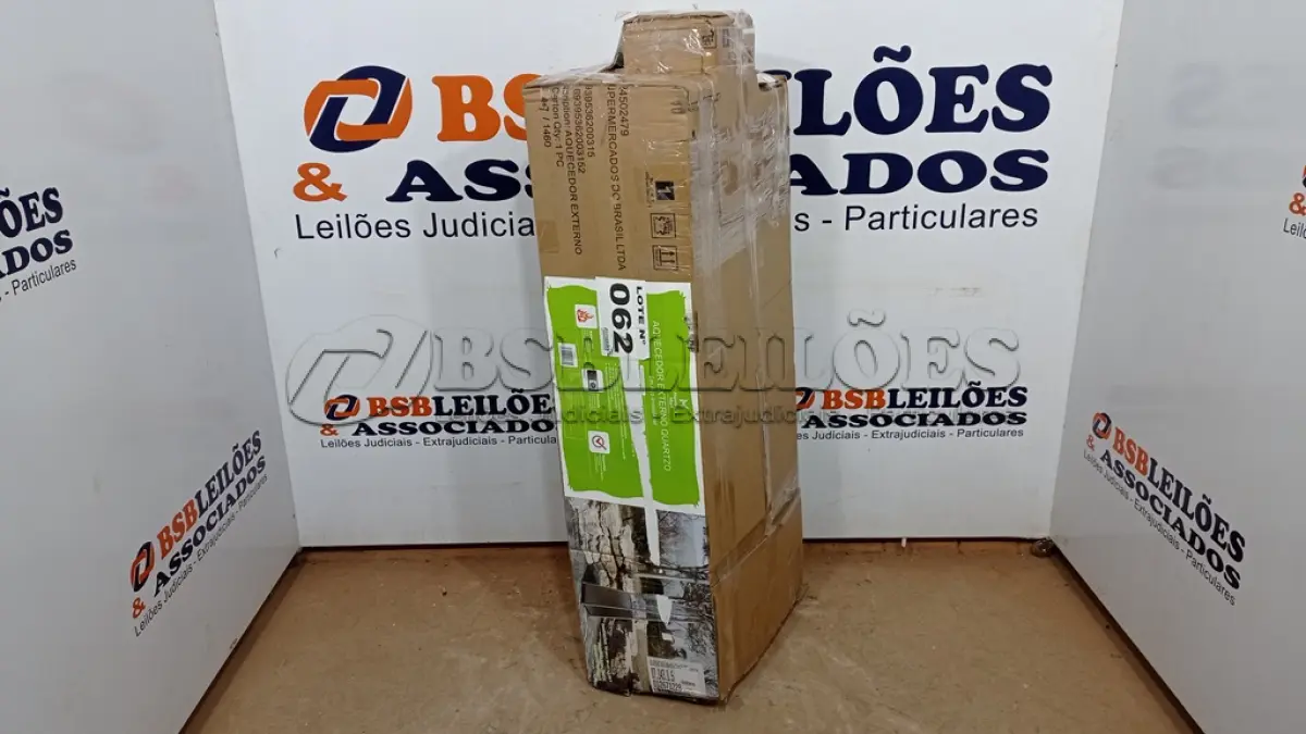 LOTE 062 - 01 AQUECEDOR EXTERNO QUARTZO PIRAMIDE AÇO INOX 2,20 M CHAPEU CHINES (NO ESTADO, NÃO SABEMOS SE FUNCIONA. LEILÃO NÃO TEM GARANTIA E NEM DEVOLUÇÃO, SUJEITO A POSSÍVEIS AVARIAS VISÍVEIS/OCULTAS E/OU AUSÊNCIA DE COMPONENTES)
