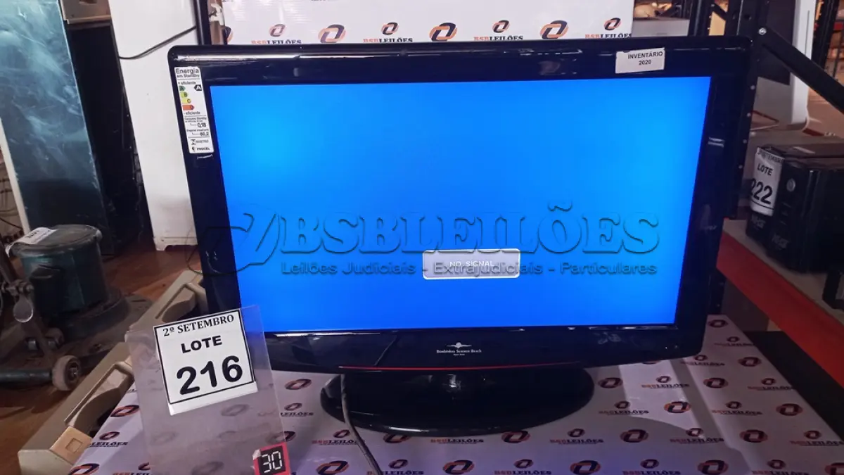 LOTE 216