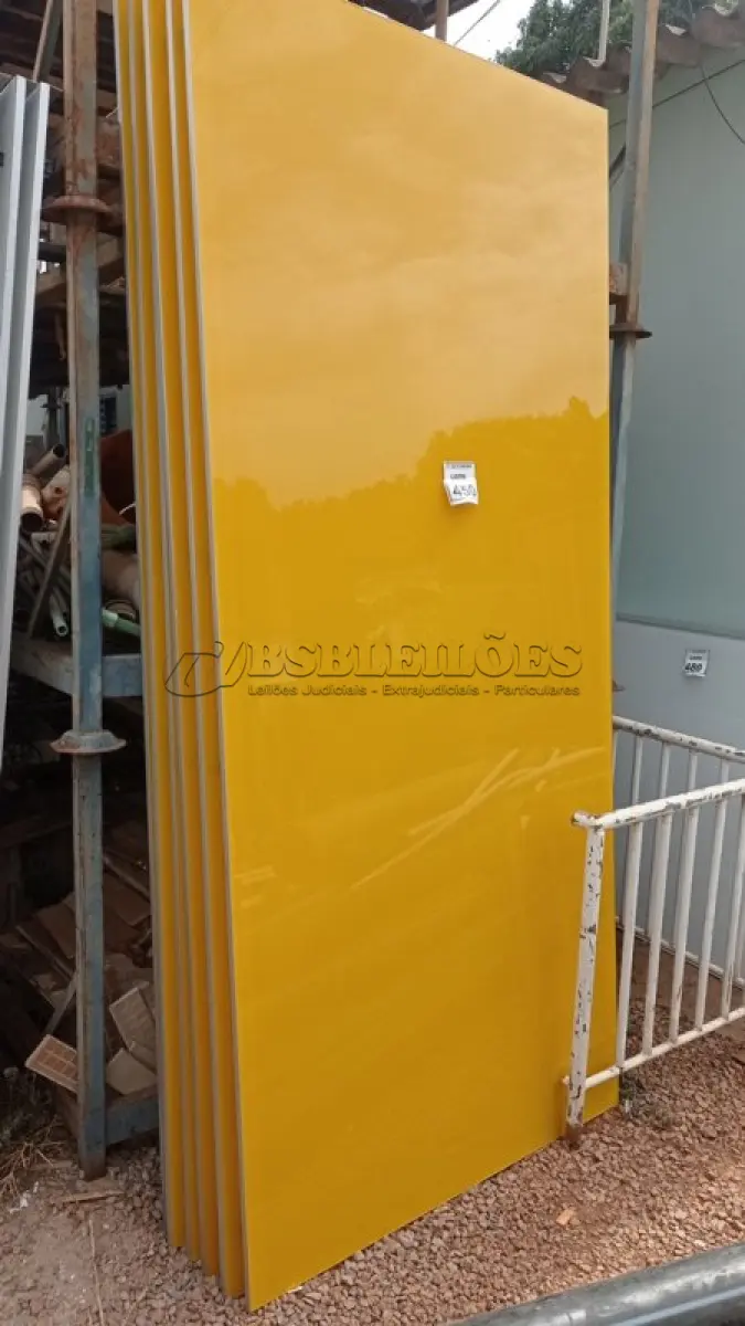LOTE 454 - 06 MONITORES LCD DE MARCAS MODELOS DIVERSOS. (NO ESTADO) ATENÇÃO! FAZER A VISITAÇÃO ANTES DE ARREMATAR, NÃO SABEMOS SE FUNCIONA, LEILÃO NÃO TEM GARANTIA E NEM DEVOLUÇÃO, SUJEITO A POSSÍVEIS AVARIAS VISÍVEIS/OCULTAS E/OU AUSÊNCIA DE COMPONENTES.