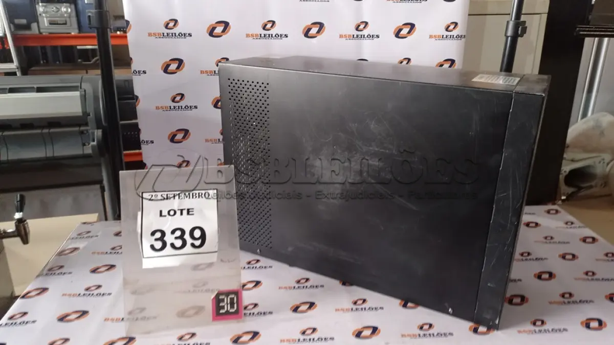 LOTE 339 - 01 NOBREAK MARCA SMS. (NO ESTADO) ATENÇÃO! FAZER A VISITAÇÃO ANTES DE ARREMATAR, NÃO SABEMOS SE FUNCIONA, LEILÃO NÃO TEM GARANTIA E NEM DEVOLUÇÃO, SUJEITO A POSSÍVEIS AVARIAS VISÍVEIS/OCULTAS E/OU AUSÊNCIA DE COMPONENTES.