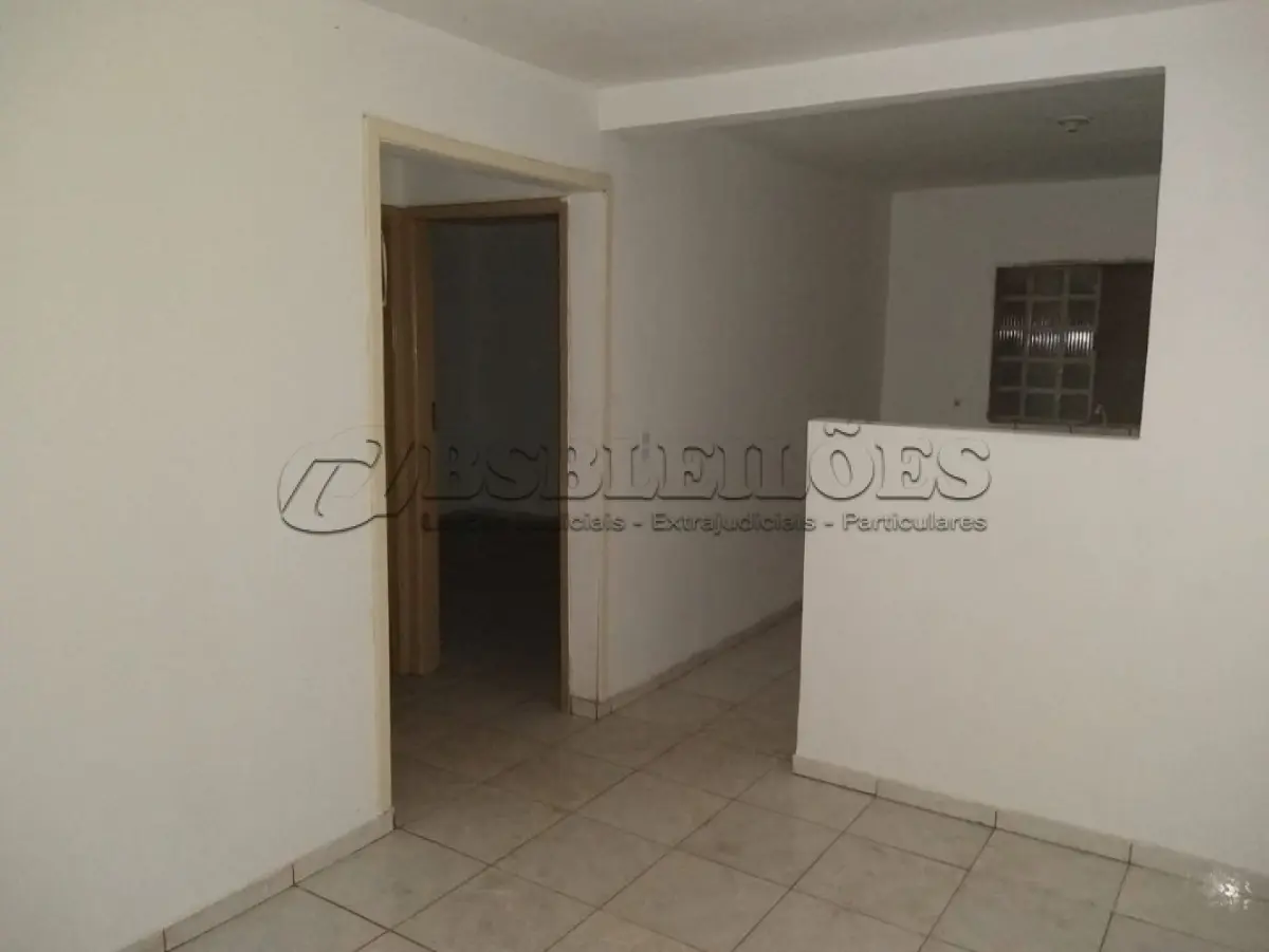 LOTE 001 - 01  PRÉDIO SITUADO NA CIDADE NOVA RUA DA VIOLETA LOTE 18  SANTA MARIA- DF, (NO ESTADO)
