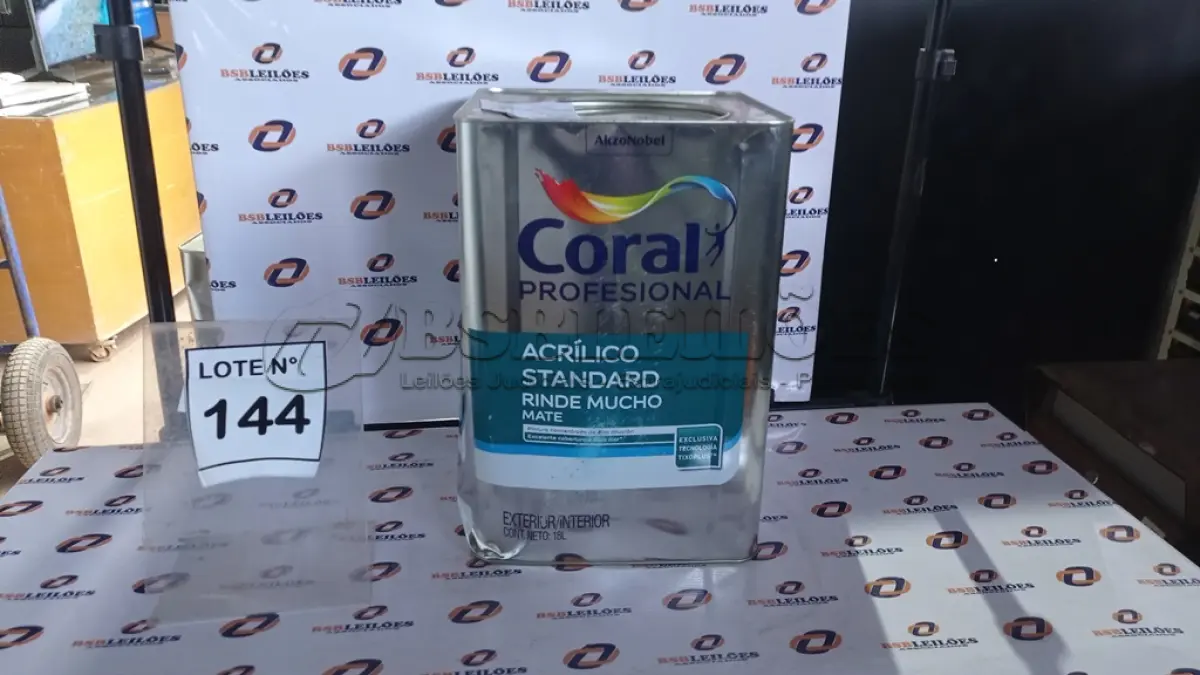 LOTE 144 - 01 LATA DE TINTA ACRILICA 18L NA COR BRANCA MARCA CORAL. (NO ESTADO, NÃO SABEMOS SE FUNCIONA. LEILÃO NÃO TEM GARANTIA E NEM DEVOLUÇÃO, SUJEITO A POSSÍVEIS AVARIAS VISÍVEIS/OCULTAS E/OU AUSÊNCIA DE COMPONENTES)
