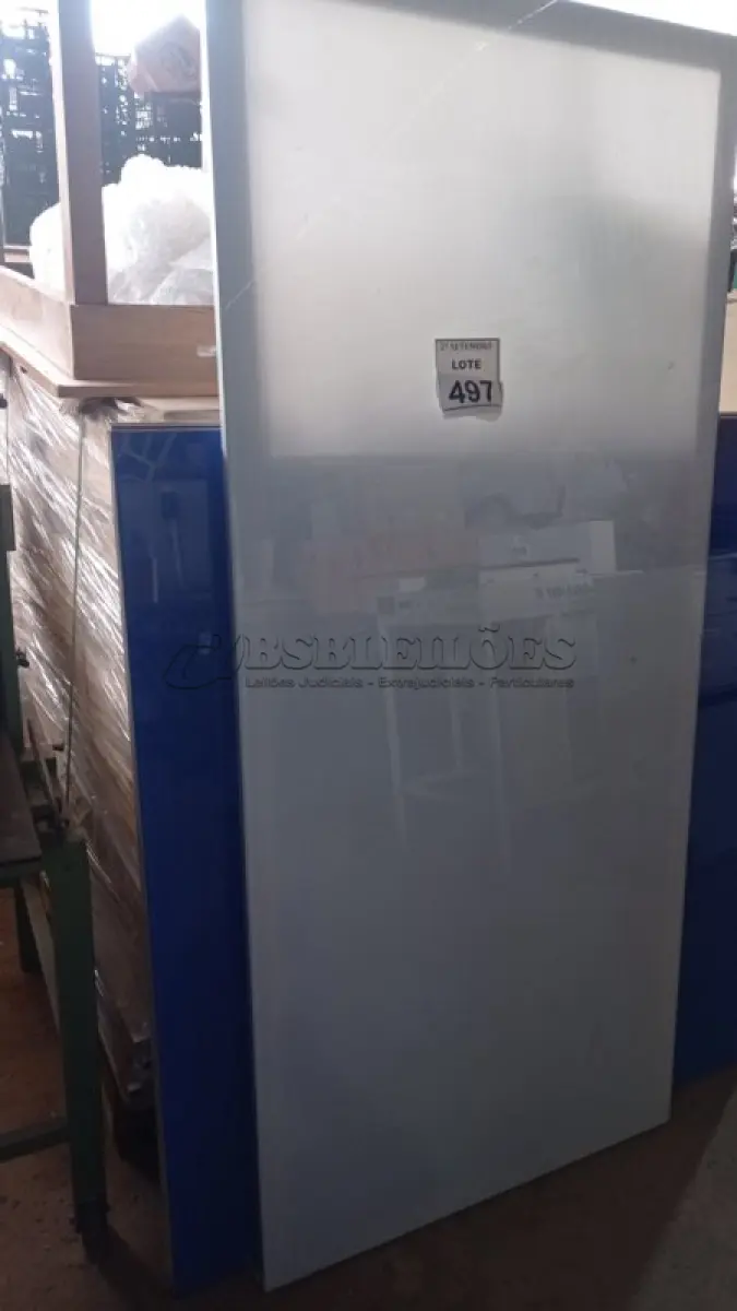 LOTE 497 - 04 PAINÉIS DE VIDRO EM TAMANHOS VARIADOS. (NO ESTADO) ATENÇÃO! FAZER A VISITAÇÃO ANTES DE ARREMATAR, NÃO SABEMOS SE FUNCIONA, LEILÃO NÃO TEM GARANTIA E NEM DEVOLUÇÃO, SUJEITO A POSSÍVEIS AVARIAS VISÍVEIS/OCULTAS E/OU AUSÊNCIA DE COMPONENTES.