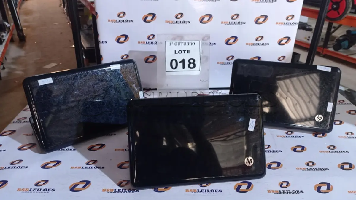 LOTE 018 - 03 NETBOOKS SEM BATERIA MARCA HP. (NO ESTADO) ATENÇÃO! FAZER A VISITAÇÃO ANTES DE ARREMATAR, NÃO SABEMOS SE FUNCIONA, LEILÃO NÃO TEM GARANTIA E NEM DEVOLUÇÃO, SUJEITO A POSSÍVEIS AVARIAS VISÍVEIS/OCULTAS E/OU AUSÊNCIA DE COMPONENTES.