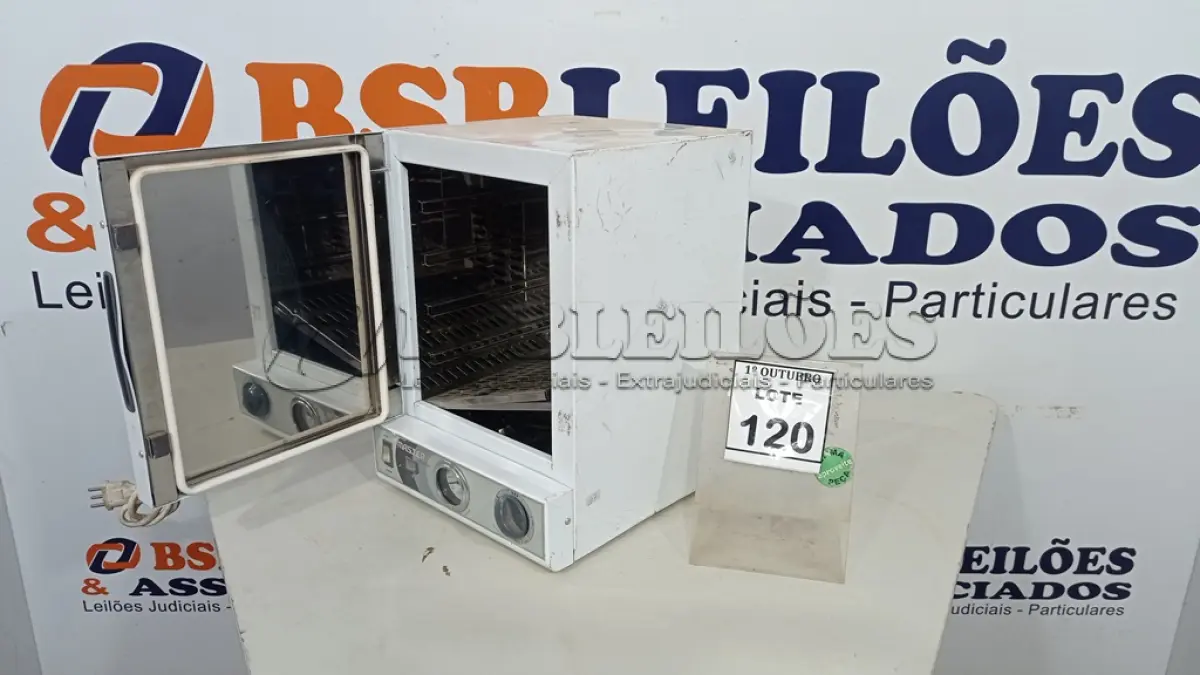 LOTE 120 - 01 ESTUFA PARA ESTERILIZAÇÃO E SECAGEM MARCA MASTER. (NO ESTADO) ATENÇÃO! FAZER A VISITAÇÃO ANTES DE ARREMATAR, NÃO SABEMOS SE FUNCIONA, LEILÃO NÃO TEM GARANTIA E NEM DEVOLUÇÃO, SUJEITO A POSSÍVEIS AVARIAS VISÍVEIS/OCULTAS E/OU AUSÊNCIA DE COMPONENTES.