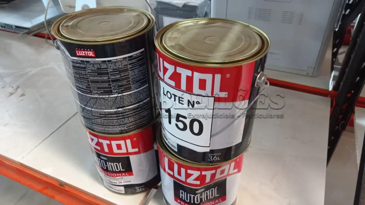 LOTE 150 - 04 LATAS DE ZARCÃO COM 3,6L CADA NA COR LARANJA FOSCO MARCA LUZTOL. (NO ESTADO, NÃO SABEMOS SE FUNCIONA. LEILÃO NÃO TEM GARANTIA E NEM DEVOLUÇÃO, SUJEITO A POSSÍVEIS AVARIAS VISÍVEIS/OCULTAS E/OU AUSÊNCIA DE COMPONENTES)