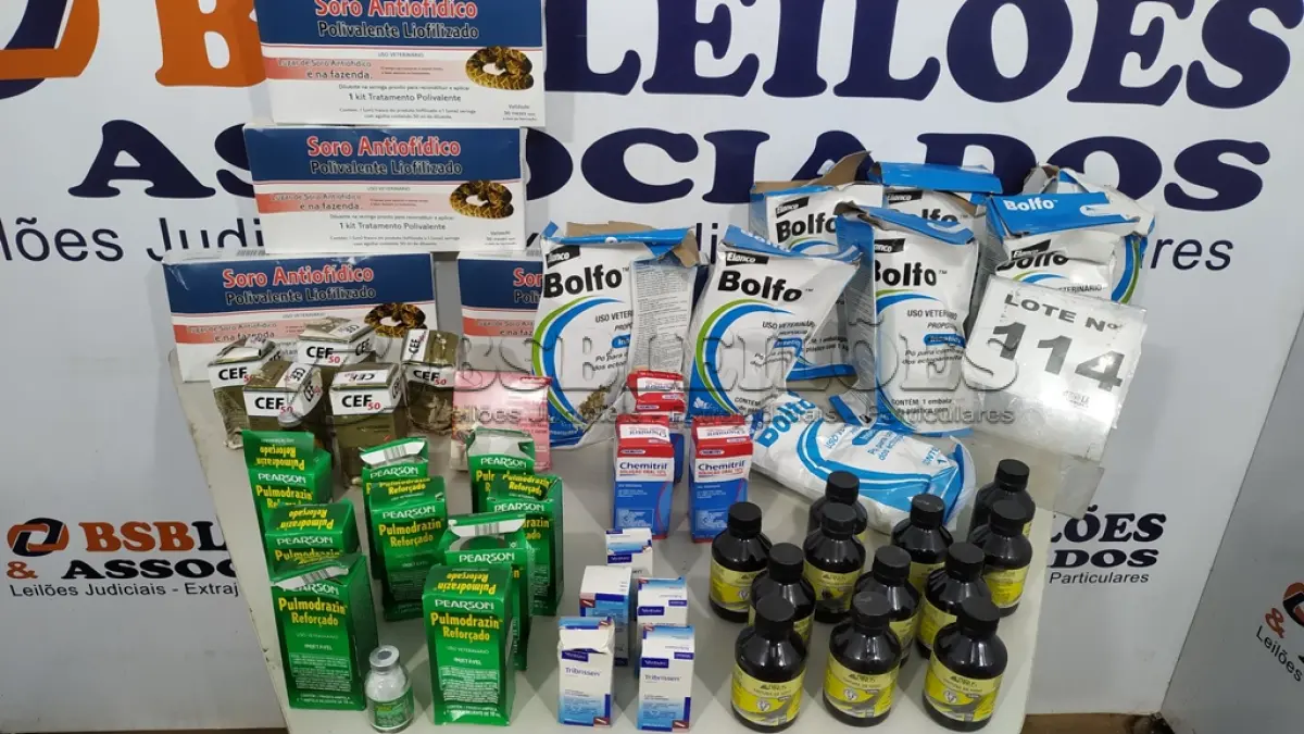 LOTE 114 - 01 LOTE DE REMÉDIOS VETERINÁRIOS DIVERSOS. (NO ESTADO, NÃO SABEMOS SE FUNCIONA. LEILÃO NÃO TEM GARANTIA E NEM DEVOLUÇÃO, SUJEITO A POSSÍVEIS AVARIAS VISÍVEIS/OCULTAS E/OU AUSÊNCIA DE COMPONENTES)