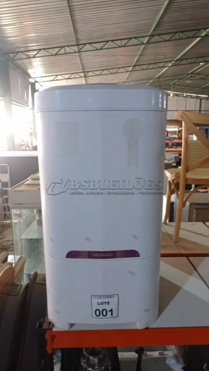LOTE 001 - 01 TANQUINHO DE LAVAR 12KG 220V MARCA NEWMAQ. (NO ESTADO) ATENÇÃO! FAZER A VISITAÇÃO ANTES DE ARREMATAR, NÃO SABEMOS SE FUNCIONA, LEILÃO NÃO TEM GARANTIA E NEM DEVOLUÇÃO, SUJEITO A POSSÍVEIS AVARIAS VISÍVEIS/OCULTAS E/OU AUSÊNCIA DE COMPONENTES.