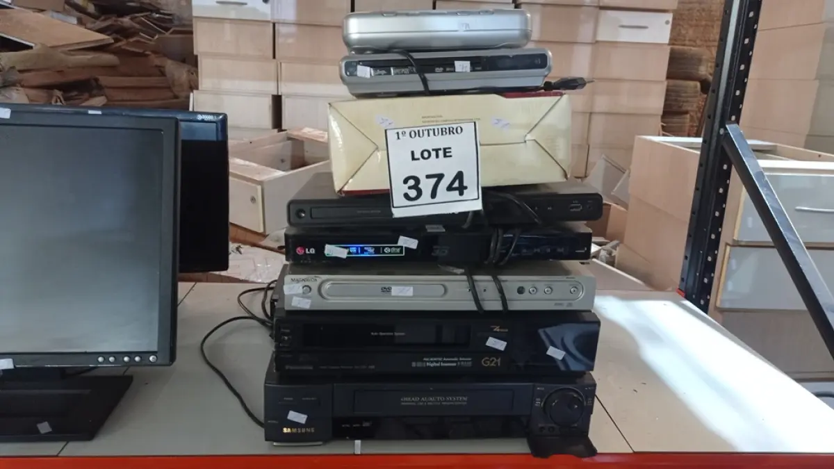 LOTE 374