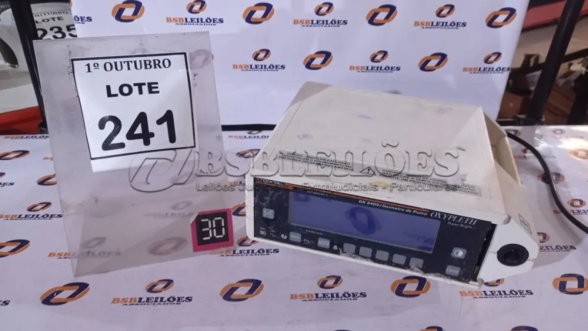 LOTE 241 - 01 OXÍMETRO DE PULSO. (NO ESTADO) ATENÇÃO! FAZER A VISITAÇÃO ANTES DE ARREMATAR, NÃO SABEMOS SE FUNCIONA, LEILÃO NÃO TEM GARANTIA E NEM DEVOLUÇÃO, SUJEITO A POSSÍVEIS AVARIAS VISÍVEIS/OCULTAS E/OU AUSÊNCIA DE COMPONENTES.