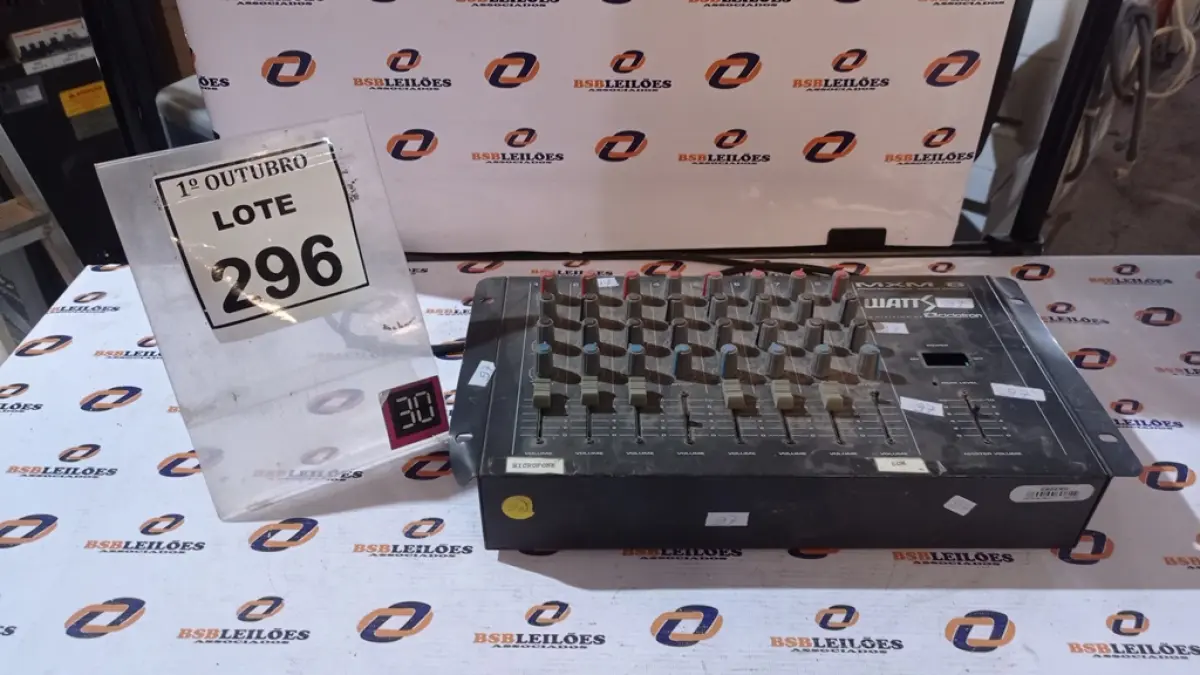 LOTE 296