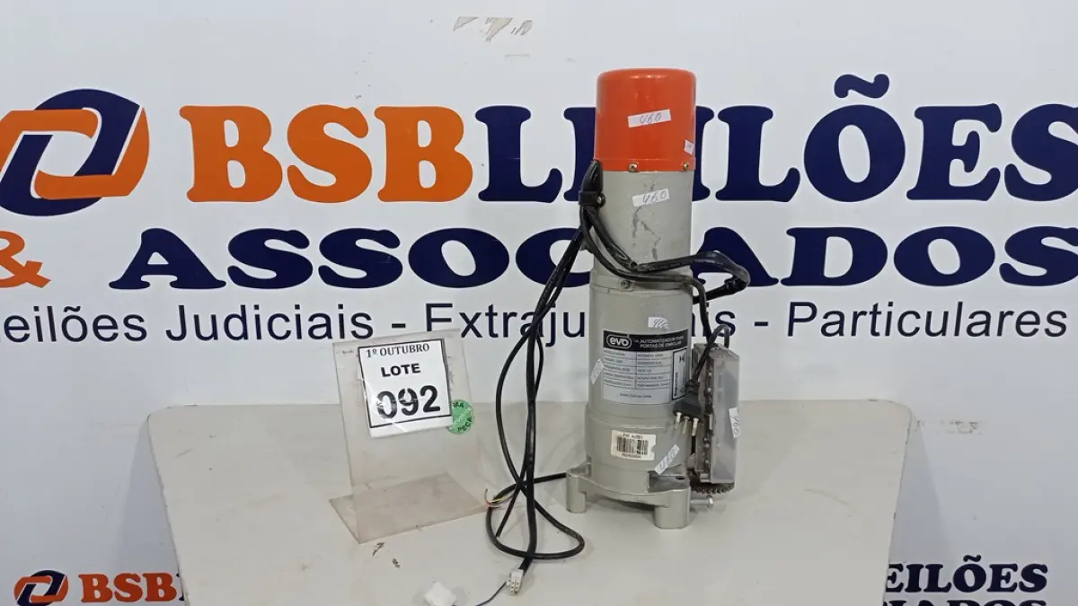 LOTE 092