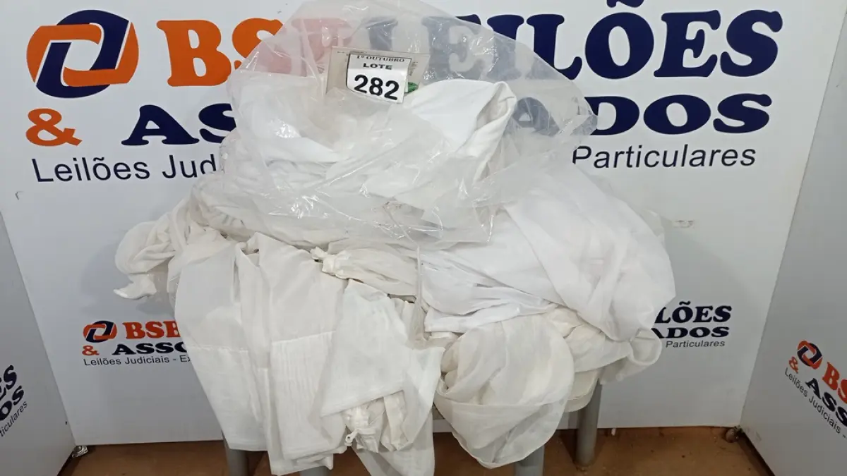 LOTE 282