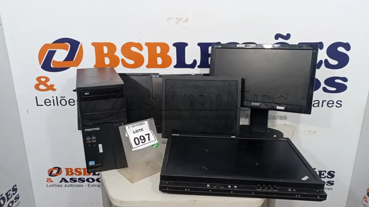 LOTE 097 - 05 MONITORES DE MARCAS E MODELOS DIVERSOS E 01 CPU MARCA POSITIVO. (NO ESTADO) ATENÇÃO! FAZER A VISITAÇÃO ANTES DE ARREMATAR, NÃO SABEMOS SE FUNCIONA, LEILÃO NÃO TEM GARANTIA E NEM DEVOLUÇÃO, SUJEITO A POSSÍVEIS AVARIAS VISÍVEIS/OCULTAS E/OU AUSÊNCIA DE COMPONENTES.