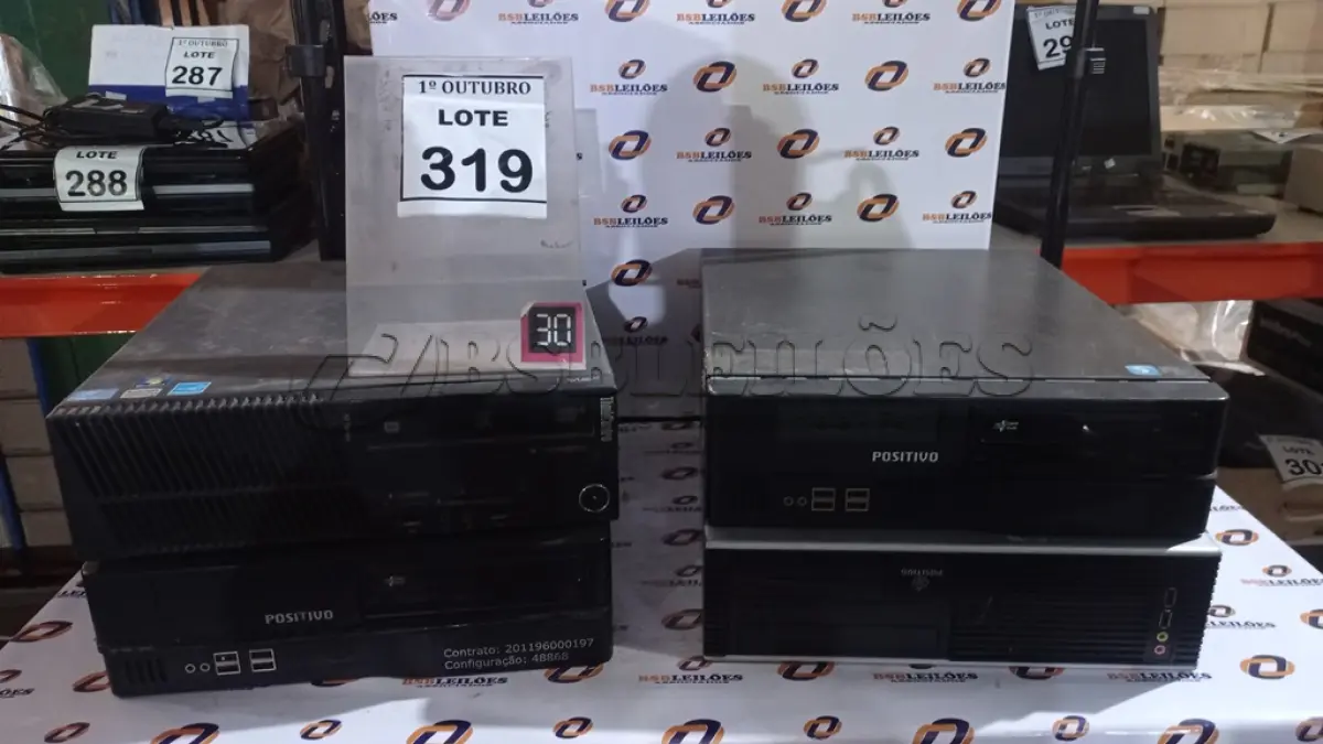 LOTE 319 - 05 CPU’S MARCAS E MODELOS DIVERSOS. (NO ESTADO) ATENÇÃO! FAZER A VISITAÇÃO ANTES DE ARREMATAR, NÃO SABEMOS SE FUNCIONA, LEILÃO NÃO TEM GARANTIA E NEM DEVOLUÇÃO, SUJEITO A POSSÍVEIS AVARIAS VISÍVEIS/OCULTAS E/OU AUSÊNCIA DE COMPONENTES.