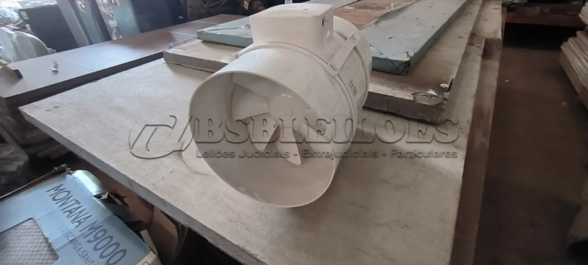 LOTE 028 - 01 EXAUSTOR INLINE AXIAL MISTO PARA TUBOS 220V. (NO ESTADO) ATENÇÃO! FAZER A VISITAÇÃO ANTES DE ARREMATAR, NÃO SABEMOS SE FUNCIONA, LEILÃO NÃO TEM GARANTIA E NEM DEVOLUÇÃO, SUJEITO A POSSÍVEIS AVARIAS VISÍVEIS/OCULTAS E/OU AUSÊNCIA DE COMPONENTES.