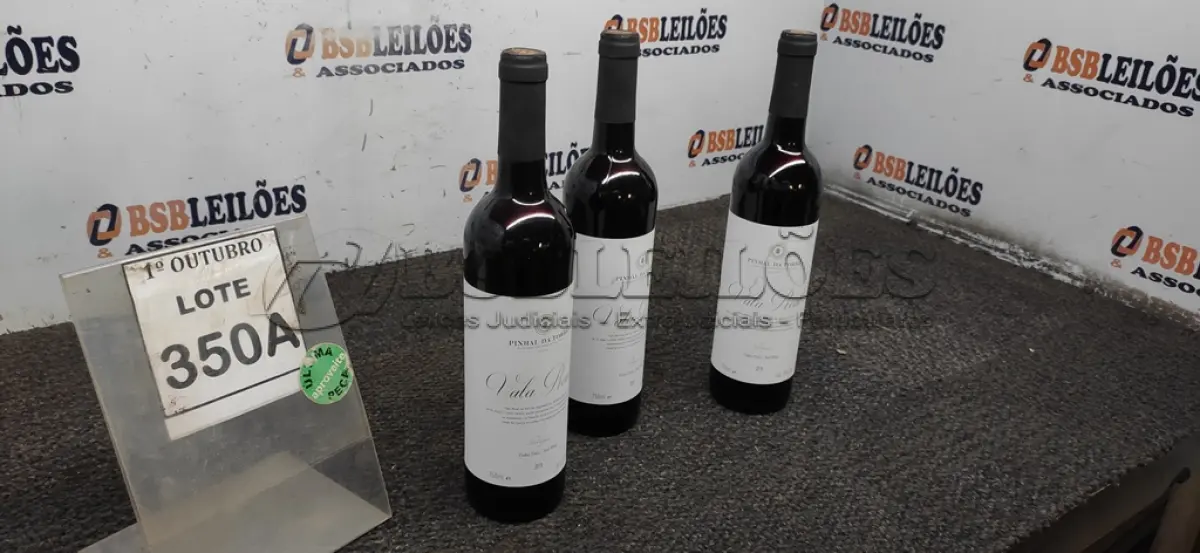 LOTE 350 - 03 GARRAFAS DE VINHO TINTO VALA REAL PORTUGUÊS SAFRA 2019 750ML. (NO ESTADO) ATENÇÃO! FAZER A VISITAÇÃO ANTES DE ARREMATAR, NÃO SABEMOS SE FUNCIONA, LEILÃO NÃO TEM GARANTIA E NEM DEVOLUÇÃO, SUJEITO A POSSÍVEIS AVARIAS VISÍVEIS/OCULTAS E/OU AUSÊNCIA DE COMPONENTES.