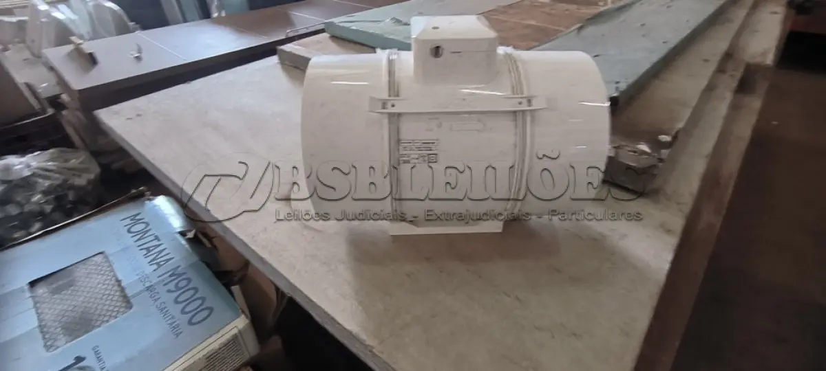 LOTE 028 - 01 EXAUSTOR INLINE AXIAL MISTO PARA TUBOS 220V. (NO ESTADO) ATENÇÃO! FAZER A VISITAÇÃO ANTES DE ARREMATAR, NÃO SABEMOS SE FUNCIONA, LEILÃO NÃO TEM GARANTIA E NEM DEVOLUÇÃO, SUJEITO A POSSÍVEIS AVARIAS VISÍVEIS/OCULTAS E/OU AUSÊNCIA DE COMPONENTES.