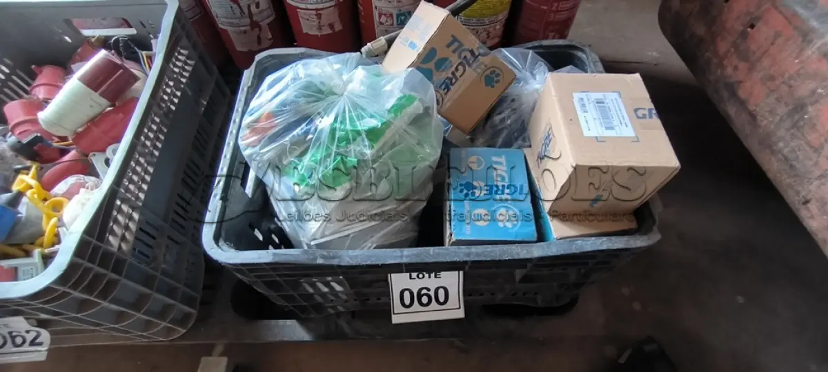 LOTE 060 - 01 LOTE COM GRELHAS PARA RALOS TIGRE (CAIXA ORGANIZADORA NAO INCLUSA) (NO ESTADO) ATENÇÃO! FAZER A VISITAÇÃO ANTES DE ARREMATAR, NÃO SABEMOS SE FUNCIONA, LEILÃO NÃO TEM GARANTIA E NEM DEVOLUÇÃO, SUJEITO A POSSÍVEIS AVARIAS VISÍVEIS/OCULTAS E/OU AUSÊNCIA DE COMPONENTES.