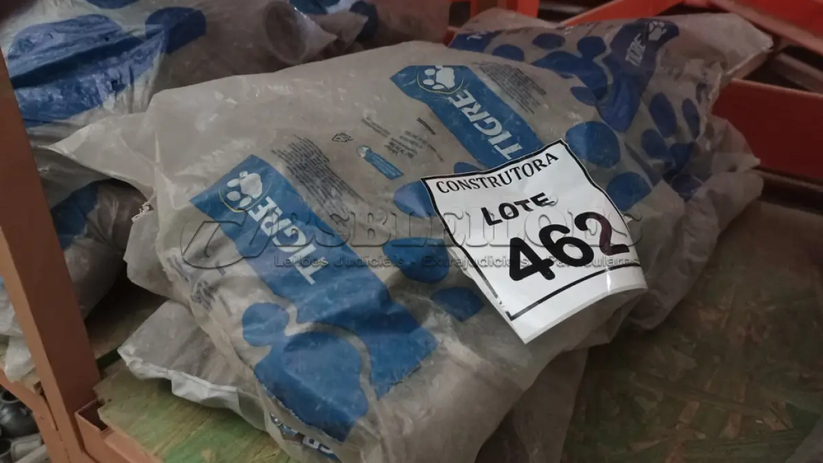 LOTE 462 - 01 LOTE COM JOELHOS DE 40MM SOLDÁVEIS. (NO ESTADO) ATENÇÃO! FAZER A VISITAÇÃO ANTES DE ARREMATAR, NÃO SABEMOS SE FUNCIONA, LEILÃO NÃO TEM GARANTIA E NEM DEVOLUÇÃO, SUJEITO A POSSÍVEIS AVARIAS VISÍVEIS/OCULTAS E/OU AUSÊNCIA DE COMPONENTES.