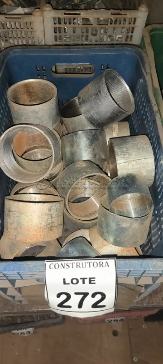 LOTE 272 - 01 LOTE COM LUVAS DE ELETRODUTO ZINCADA 4”. (CAIXA ORGANIZADORA NAO INCLUSA) (NO ESTADO) ATENÇÃO! FAZER A VISITAÇÃO ANTES DE ARREMATAR, NÃO SABEMOS SE FUNCIONA, LEILÃO NÃO TEM GARANTIA E NEM DEVOLUÇÃO, SUJEITO A POSSÍVEIS AVARIAS VISÍVEIS/OCULTAS E/OU AUSÊNCIA DE COMPONENTES.