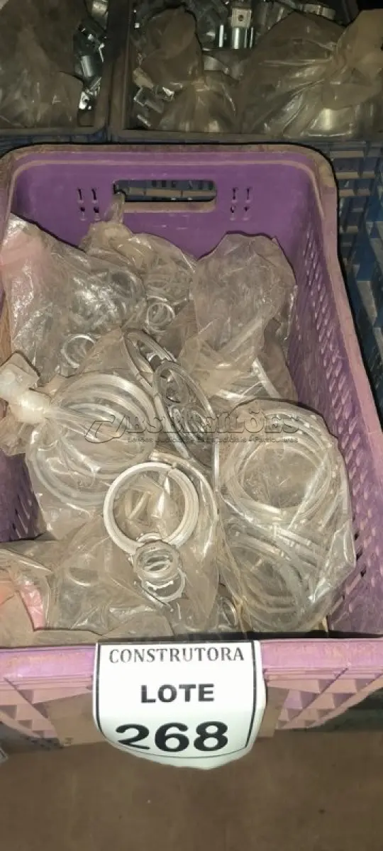 LOTE 268 - 01 LOTE COM BUCHAS DE ACABAMENTO PARA ELETRODUTOS. (CAIXA ORGANIZADORA NAO INCLUSA) (NO ESTADO) ATENÇÃO! FAZER A VISITAÇÃO ANTES DE ARREMATAR, NÃO SABEMOS SE FUNCIONA, LEILÃO NÃO TEM GARANTIA E NEM DEVOLUÇÃO, SUJEITO A POSSÍVEIS AVARIAS VISÍVEIS/OCULTAS E/OU AUSÊNCIA DE COMPONENTES.