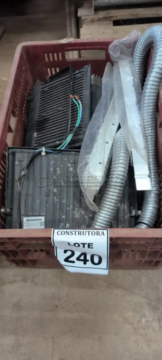 LOTE 240 - 01 LOTE COM LUMINÁRIAS DE LED. (CAIXA ORGANIZADORA NAO INCLUSA)