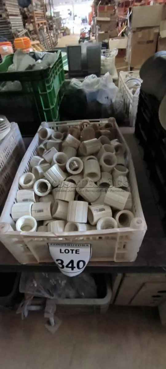 LOTE 340 - 01 LOTE COM LUVAS ROSCÁVEIS. (CAIXA ORGANIZADORA NAO INCLUSA) (NO ESTADO) ATENÇÃO! FAZER A VISITAÇÃO ANTES DE ARREMATAR, NÃO SABEMOS SE FUNCIONA, LEILÃO NÃO TEM GARANTIA E NEM DEVOLUÇÃO, SUJEITO A POSSÍVEIS AVARIAS VISÍVEIS/OCULTAS E/OU AUSÊNCIA DE COMPONENTES.