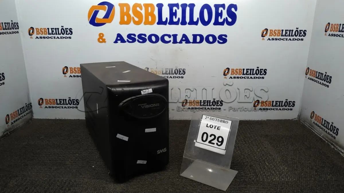 LOTE 029 - 01 NOBREAK MARCA SMS. (NO ESTADO) ATENÇÃO! FAZER A VISITAÇÃO ANTES DE ARREMATAR, NÃO SABEMOS SE FUNCIONA, LEILÃO NÃO TEM GARANTIA E NEM DEVOLUÇÃO, SUJEITO A POSSÍVEIS AVARIAS VISÍVEIS/OCULTAS E/OU AUSÊNCIA DE COMPONENTES.