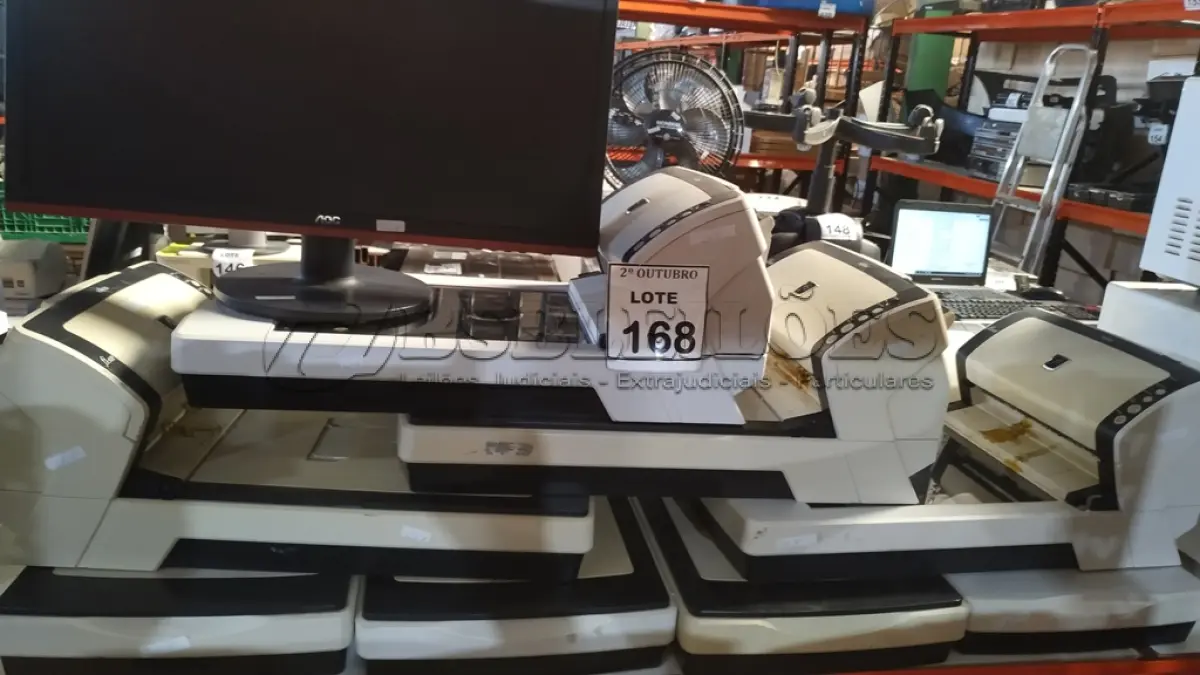 LOTE 168 - 08 SCANNERS MODELO FI-6230 MARCA FUJITSU E 01 MONITOR MARCA AOC. (NO ESTADO) ATENÇÃO! FAZER A VISITAÇÃO ANTES DE ARREMATAR, NÃO SABEMOS SE FUNCIONA, LEILÃO NÃO TEM GARANTIA E NEM DEVOLUÇÃO, SUJEITO A POSSÍVEIS AVARIAS VISÍVEIS/OCULTAS E/OU AUSÊNCIA DE COMPONENTES.
