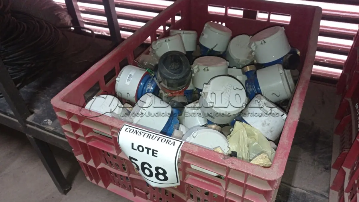 LOTE 568 - 01 LOTE COM HIDRÔMETROS DIVERSOS. (CAIXA ORGANIZADORA NAO INCLUSA) (NO ESTADO) ATENÇÃO! FAZER A VISITAÇÃO ANTES DE ARREMATAR, NÃO SABEMOS SE FUNCIONA, LEILÃO NÃO TEM GARANTIA E NEM DEVOLUÇÃO, SUJEITO A POSSÍVEIS AVARIAS VISÍVEIS/OCULTAS E/OU AUSÊNCIA DE COMPONENTES.