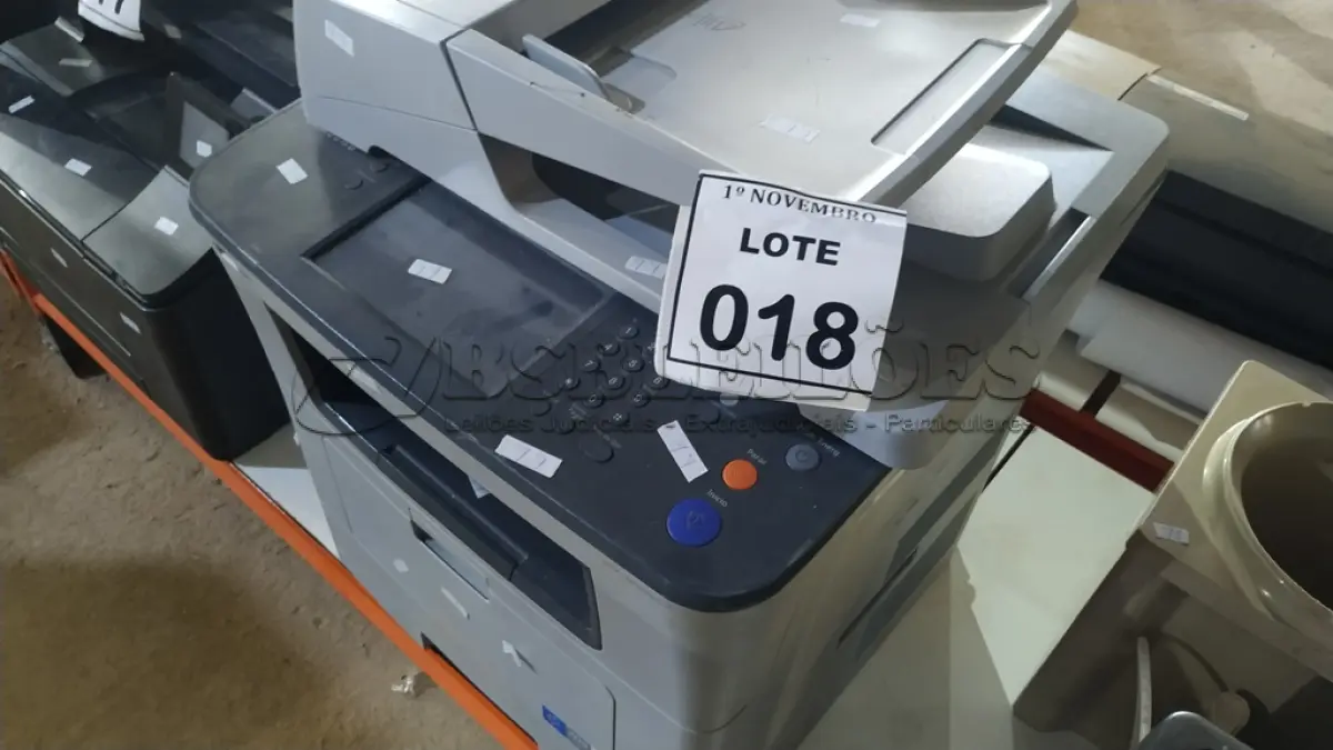 LOTE 018 - 01 IMPRESSORA MULTIFUNCIONAL MODELO SCX-5835NX MARCA SAMSUNG. (NO ESTADO) ATENÇÃO! FAZER A VISITAÇÃO ANTES DE ARREMATAR, NÃO SABEMOS SE FUNCIONA, LEILÃO NÃO TEM GARANTIA E NEM DEVOLUÇÃO, SUJEITO A POSSÍVEIS AVARIAS VISÍVEIS/OCULTAS E/OU AUSÊNCIA DE COMPONENTES.