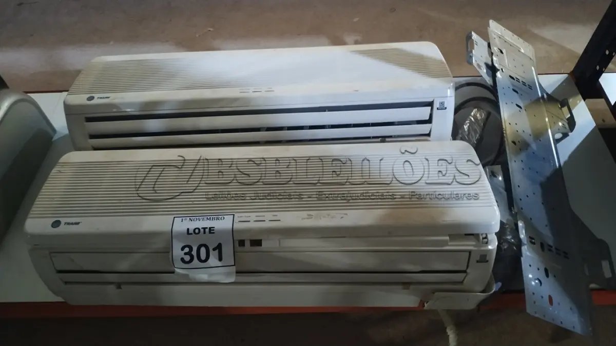 LOTE 301 - 02 EVAPORADORAS 14.600BTUS MARCA TRANE. (NO ESTADO) ATENÇÃO! FAZER A VISITAÇÃO ANTES DE ARREMATAR, NÃO SABEMOS SE FUNCIONA, LEILÃO NÃO TEM GARANTIA E NEM DEVOLUÇÃO, SUJEITO A POSSÍVEIS AVARIAS VISÍVEIS/OCULTAS E/OU AUSÊNCIA DE COMPONENTES.