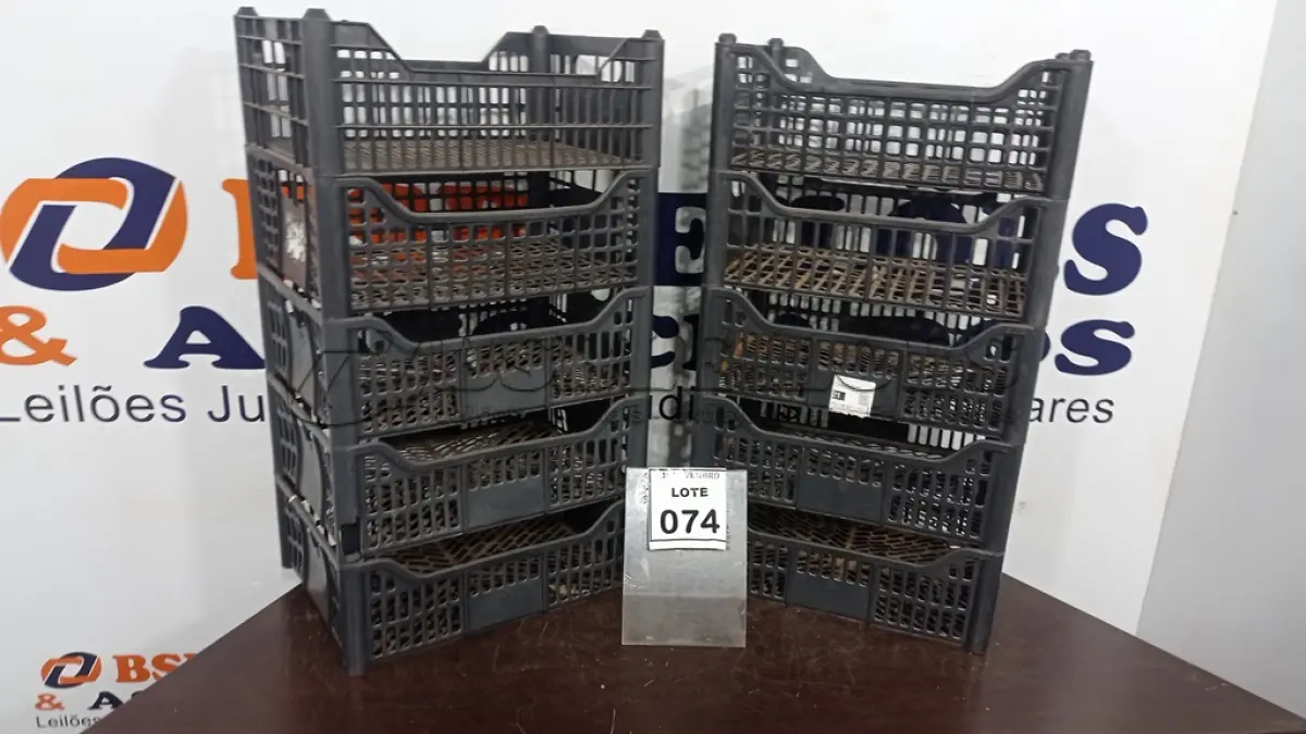 LOTE 074 - 10 CESTAS ORGANIZADORA. (NO ESTADO) ATENÇÃO! FAZER A VISITAÇÃO ANTES DE ARREMATAR, NÃO SABEMOS SE FUNCIONA, LEILÃO NÃO TEM GARANTIA E NEM DEVOLUÇÃO, SUJEITO A POSSÍVEIS AVARIAS VISÍVEIS/OCULTAS E/OU AUSÊNCIA DE COMPONENTES.