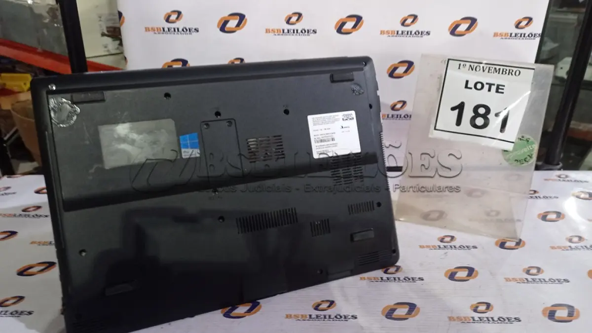 LOTE 181 - 01 NOTEBOOK MARCA POSITIVO. (NO ESTADO) ATENÇÃO! FAZER A VISITAÇÃO ANTES DE ARREMATAR, NÃO SABEMOS SE FUNCIONA, LEILÃO NÃO TEM GARANTIA E NEM DEVOLUÇÃO, SUJEITO A POSSÍVEIS AVARIAS VISÍVEIS/OCULTAS E/OU AUSÊNCIA DE COMPONENTES.