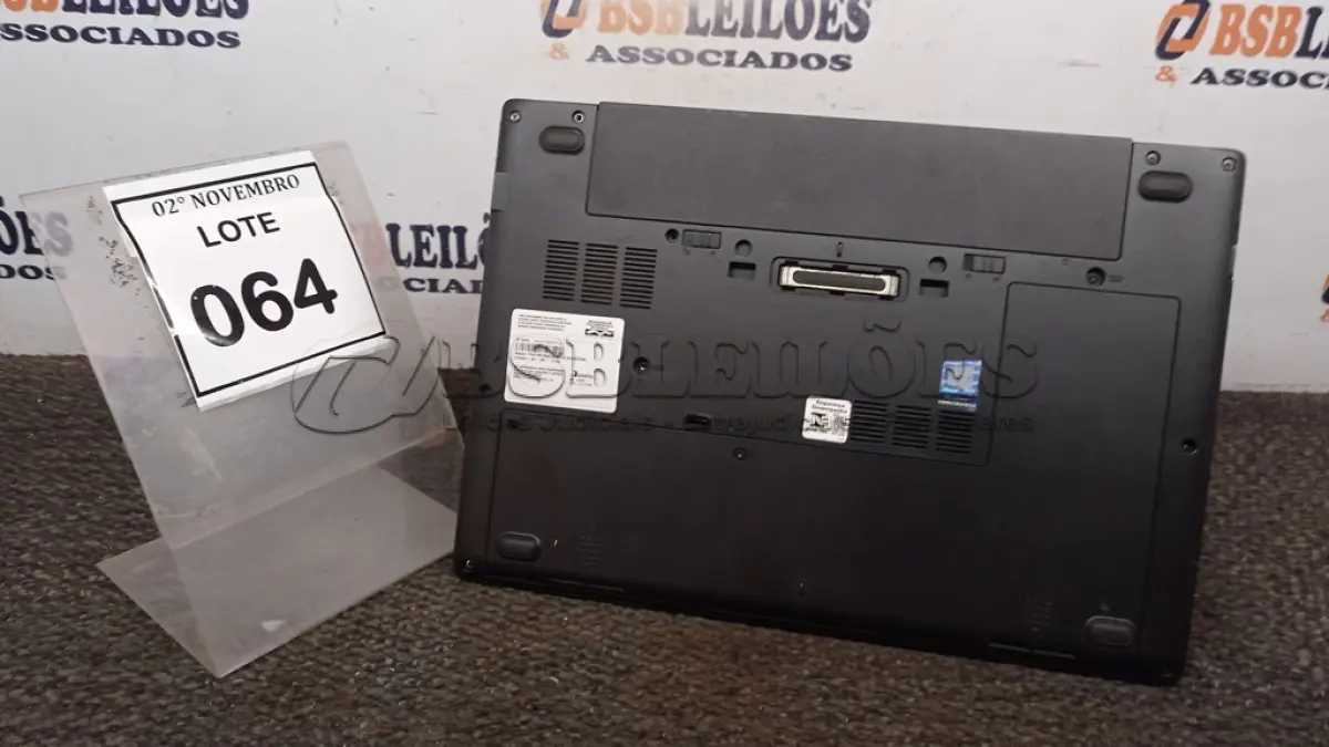 LOTE 064 - 01 NOTEBOOK MARCA POSITIVO. (NO ESTADO) ATENÇÃO! FAZER A VISITAÇÃO ANTES DE ARREMATAR, NÃO SABEMOS SE FUNCIONA, LEILÃO NÃO TEM GARANTIA E NEM DEVOLUÇÃO, SUJEITO A POSSÍVEIS AVARIAS VISÍVEIS/OCULTAS E/OU AUSÊNCIA DE COMPONENTES.