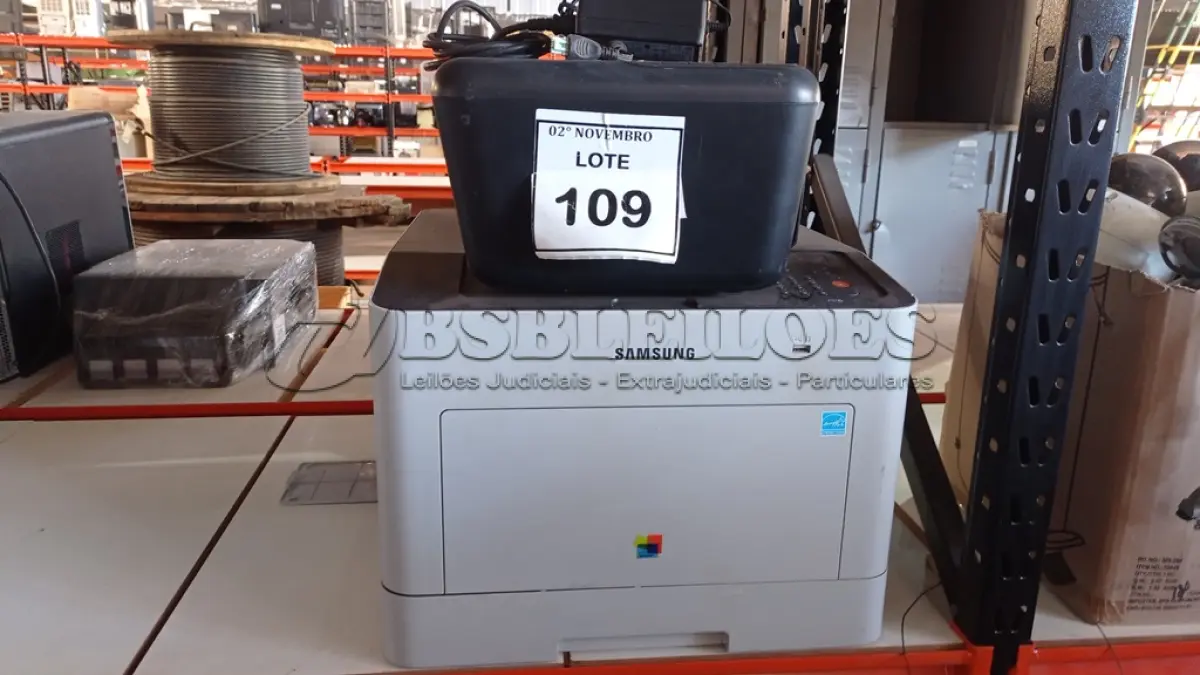 LOTE 109 - 02 IMPRESSORAS MARCAS HP E SAMSUNG. (NO ESTADO) ATENÇÃO! FAZER A VISITAÇÃO ANTES DE ARREMATAR, NÃO SABEMOS SE FUNCIONA, LEILÃO NÃO TEM GARANTIA E NEM DEVOLUÇÃO, SUJEITO A POSSÍVEIS AVARIAS VISÍVEIS/OCULTAS E/OU AUSÊNCIA DE COMPONENTES.