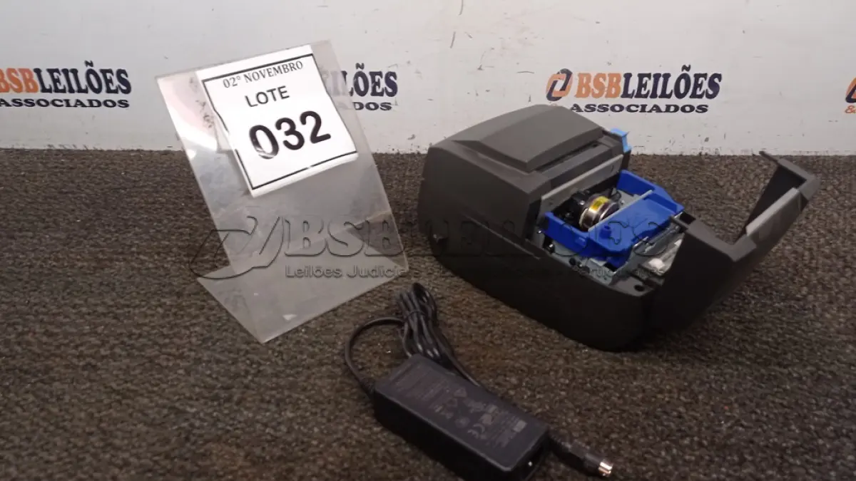LOTE 032 - 01 IMPRESSORA DE CUPOM MARCA DIEBOLD COM FONTE. (NO ESTADO) ATENÇÃO! FAZER A VISITAÇÃO ANTES DE ARREMATAR, NÃO SABEMOS SE FUNCIONA, LEILÃO NÃO TEM GARANTIA E NEM DEVOLUÇÃO, SUJEITO A POSSÍVEIS AVARIAS VISÍVEIS/OCULTAS E/OU AUSÊNCIA DE COMPONENTES.