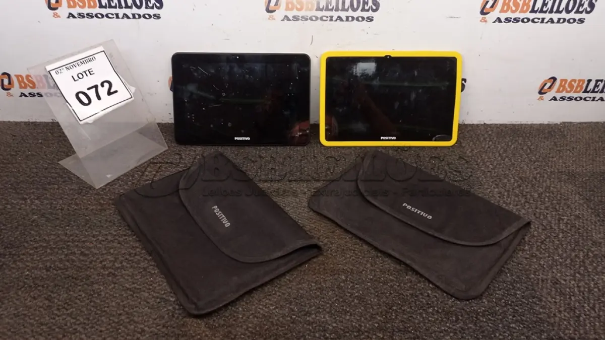 LOTE 072 - 02 TABLETS MARCA POSITIVO COM CAPA. (NO ESTADO) ATENÇÃO! FAZER A VISITAÇÃO ANTES DE ARREMATAR, NÃO SABEMOS SE FUNCIONA, LEILÃO NÃO TEM GARANTIA E NEM DEVOLUÇÃO, SUJEITO A POSSÍVEIS AVARIAS VISÍVEIS/OCULTAS E/OU AUSÊNCIA DE COMPONENTES.