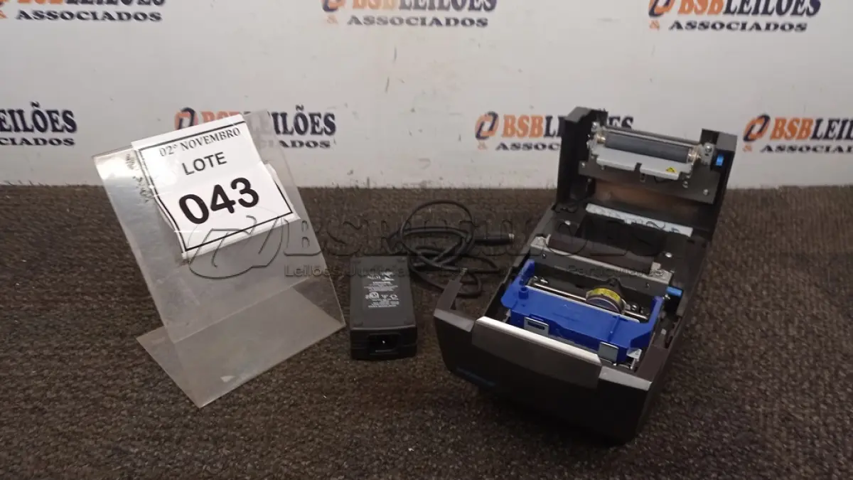 LOTE 043 - 01 IMPRESSORA DE CUPOM MARCA DIEBOLD COM FONTE. (NO ESTADO) ATENÇÃO! FAZER A VISITAÇÃO ANTES DE ARREMATAR, NÃO SABEMOS SE FUNCIONA, LEILÃO NÃO TEM GARANTIA E NEM DEVOLUÇÃO, SUJEITO A POSSÍVEIS AVARIAS VISÍVEIS/OCULTAS E/OU AUSÊNCIA DE COMPONENTES.