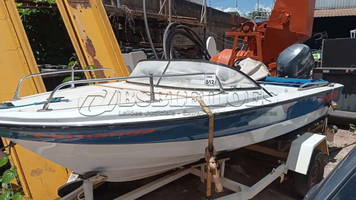 LOTE 512 - 01 LANCHA MOTORBOAT PARA 1 TRIPULANTE E 03 PASSAGEIROS. (NO ESTADO)