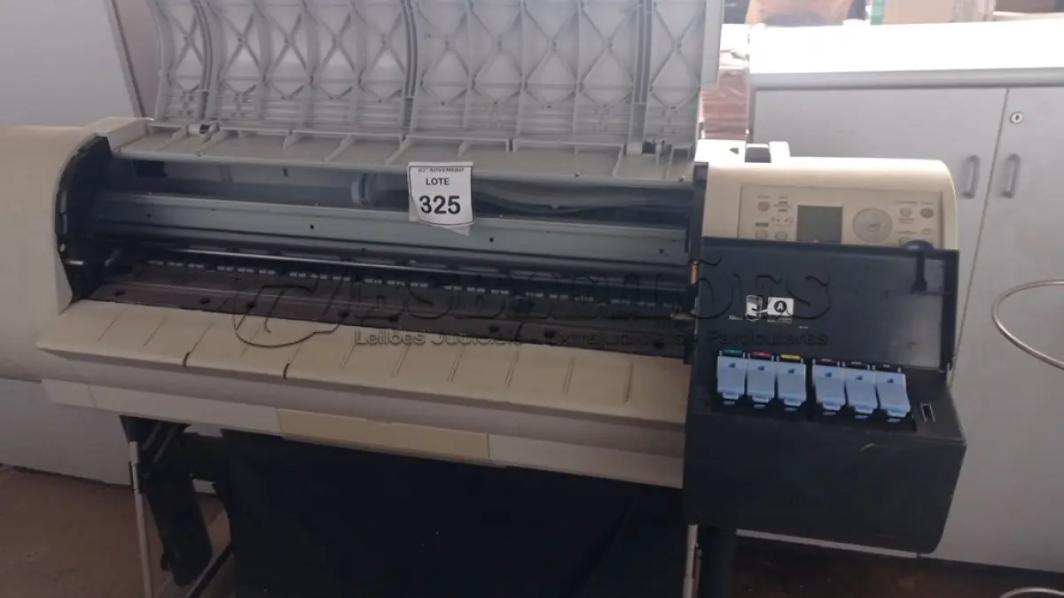 LOTE 325 - 01 PLOTTER MODELO IPF710 MARCA CANON. (NO ESTADO) ATENÇÃO! FAZER A VISITAÇÃO ANTES DE ARREMATAR, NÃO SABEMOS SE FUNCIONA, LEILÃO NÃO TEM GARANTIA E NEM DEVOLUÇÃO, SUJEITO A POSSÍVEIS AVARIAS VISÍVEIS/OCULTAS E/OU AUSÊNCIA DE COMPONENTES.