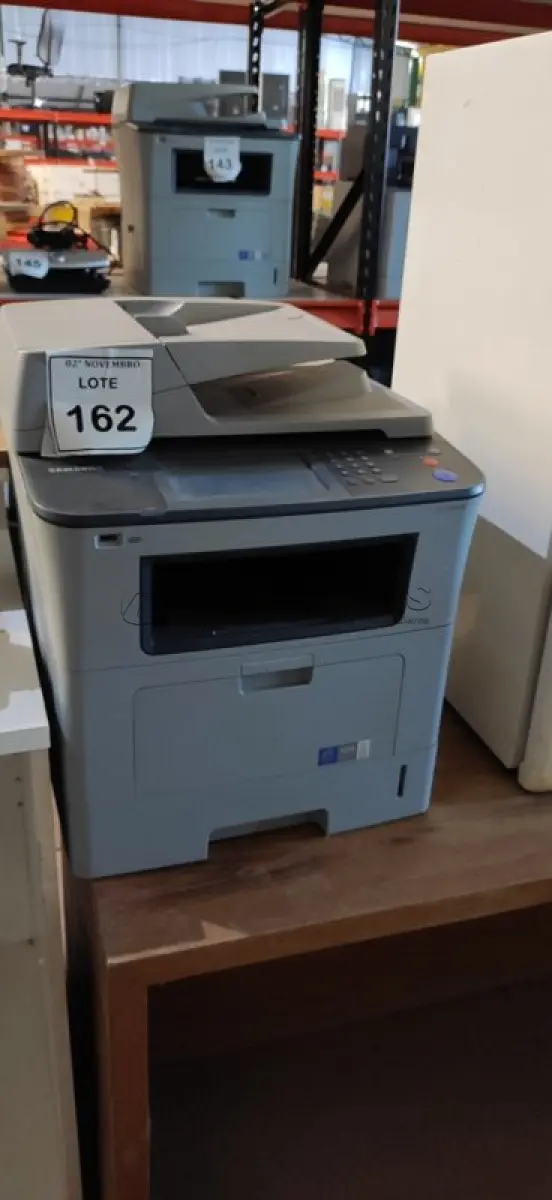 LOTE 162 - 01 IMPRESSORA MULTIFUNCIONAL MODELO SCX-5835NX MARCA SAMSUNG. (NO ESTADO) ATENÇÃO! FAZER A VISITAÇÃO ANTES DE ARREMATAR, NÃO SABEMOS SE FUNCIONA, LEILÃO NÃO TEM GARANTIA E NEM DEVOLUÇÃO, SUJEITO A POSSÍVEIS AVARIAS VISÍVEIS/OCULTAS E/OU AUSÊNCIA DE COMPONENTES.