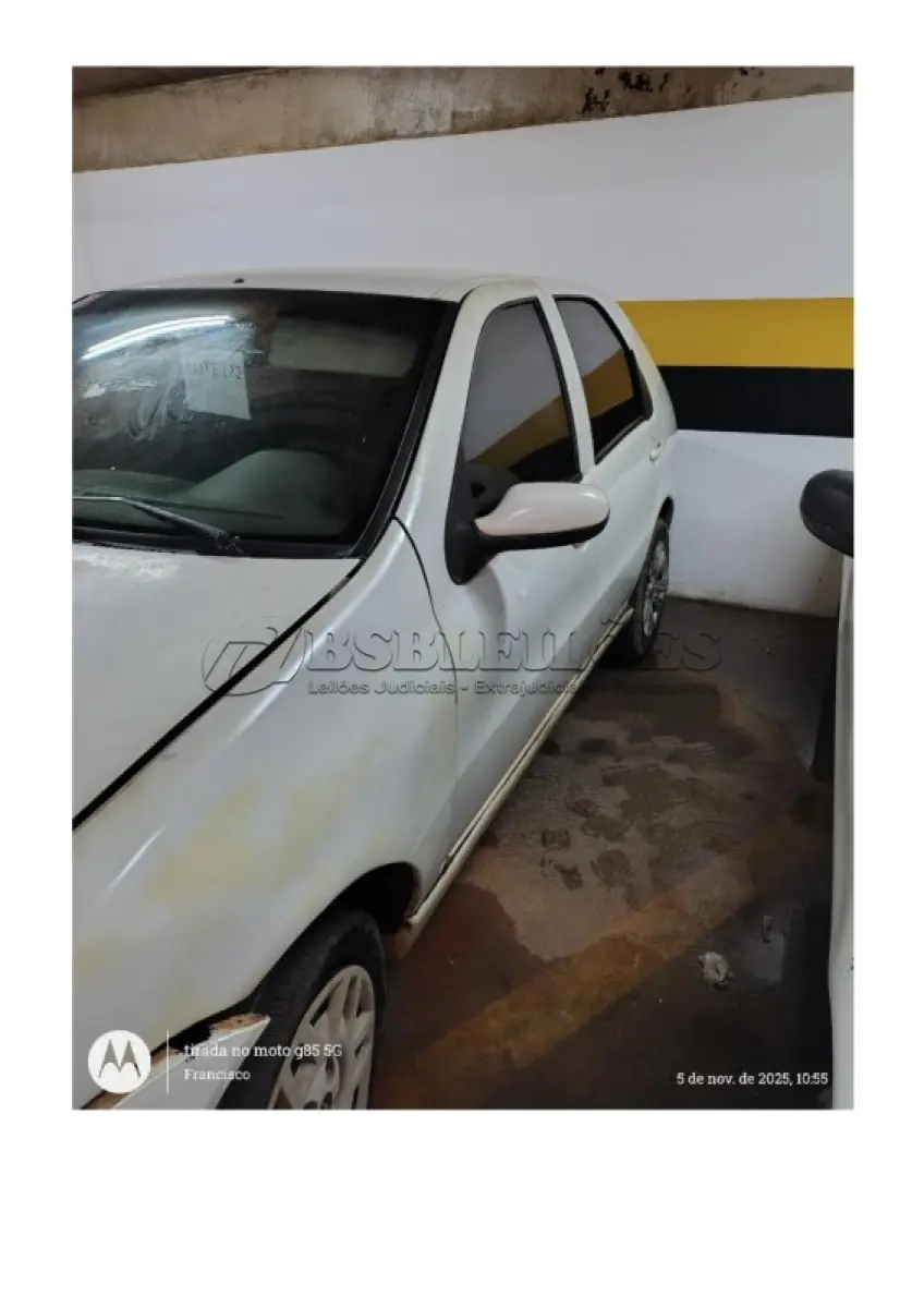 LOTE 122 - 01 VEÍCULO MARCA FIAT, MODELO PALIO HLX FLEX, 04 PORTAS, 05 PASSAGEIROS, ANO 2004 FLEX, COR BRANCO BANCHISA, AR-CONDICIONADO, MOTOR 110 HP, PLACA JFP-6556 – RENAVAM 00831635991 – CHASSI Nº 9BD17141C42467273. (NO ESTADO DE CONSERVAÇÃO QUE SE ENCONTRA)
