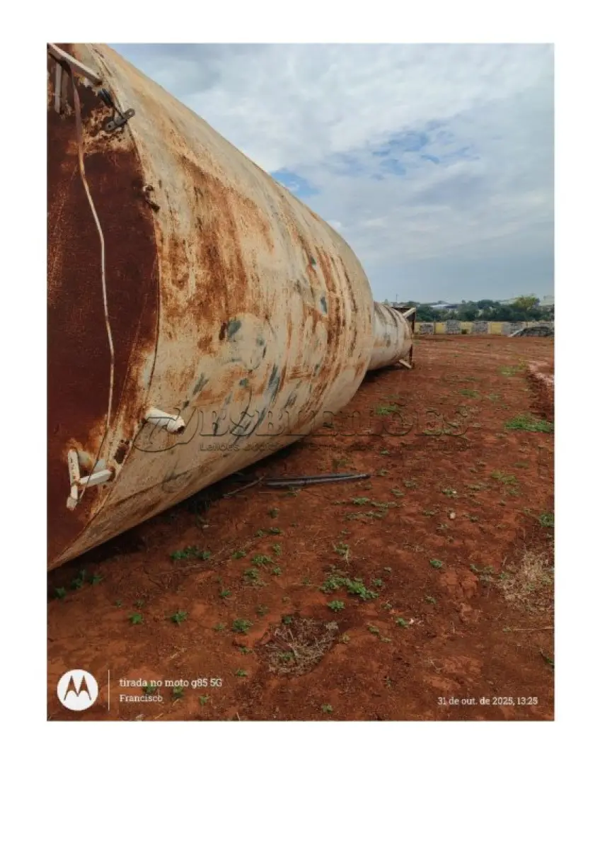LOTE 142 - 01 CAIXA D'ÁGUA DO TIPO TAÇA RESERVATÓRIO COM CAPACIDADE DE 20.000 LITROS. (NO ESTADO DE CONSERVAÇÃO QUE SE ENCONTRA)