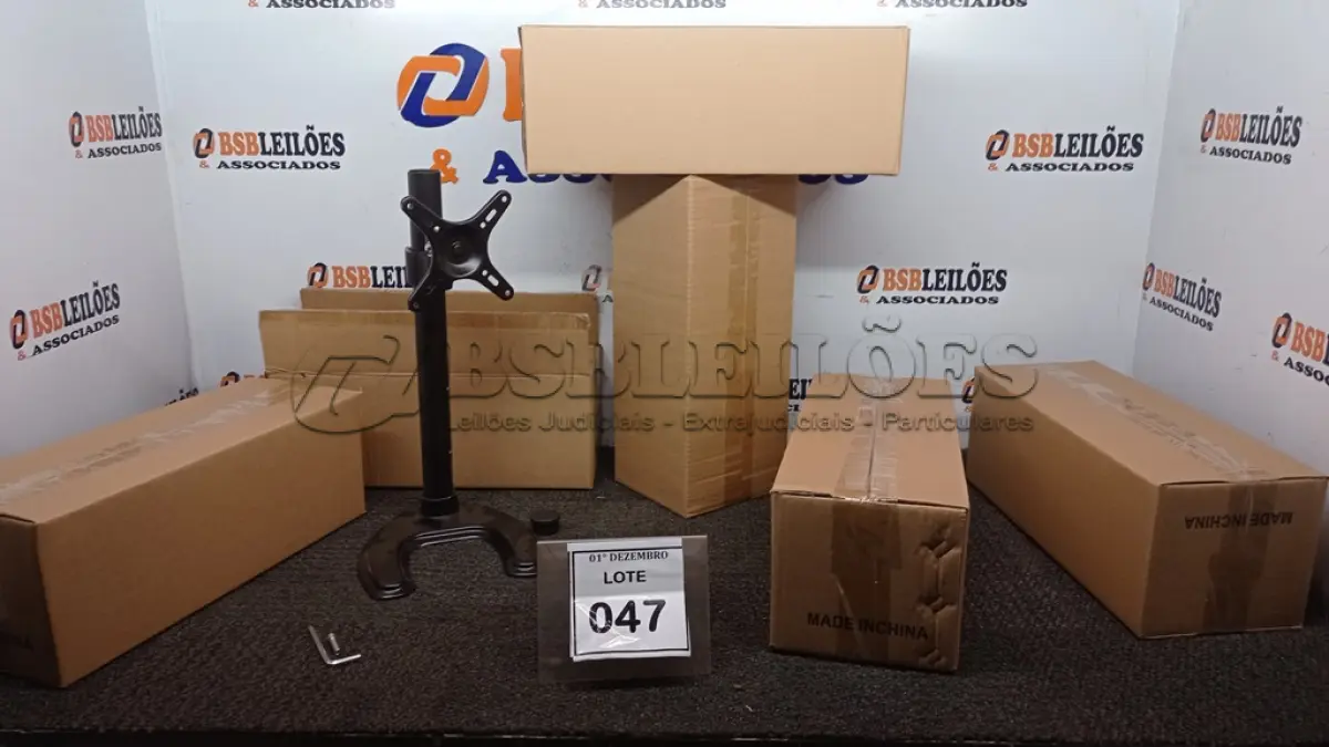 LOTE 047 - 01 CAIXA COM 06 SUPORTES PARA MONITORES MARCA DATEN. (NO ESTADO) ATENÇÃO! FAZER A VISITAÇÃO ANTES DE ARREMATAR, NÃO SABEMOS SE FUNCIONA, LEILÃO NÃO TEM GARANTIA E NEM DEVOLUÇÃO, SUJEITO A POSSÍVEIS AVARIAS VISÍVEIS/OCULTAS E/OU AUSÊNCIA DE COMPONENTES.
