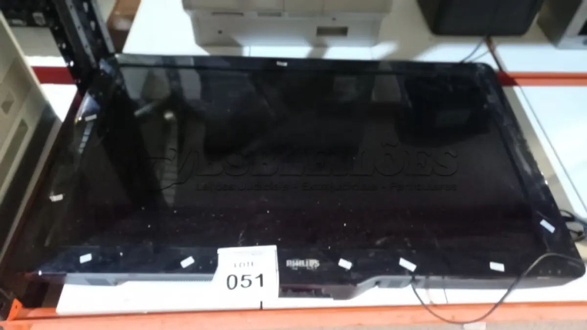 LOTE 051 - 01 TV LCD 40’’ MARCA SONY E 01 TV LCD 36’’ MARCA PHILIPS PARA RETIRADA DE PEÇAS. (NO ESTADO) ATENÇÃO! FAZER A VISITAÇÃO ANTES DE ARREMATAR, NÃO SABEMOS SE FUNCIONA, LEILÃO NÃO TEM GARANTIA E NEM DEVOLUÇÃO, SUJEITO A POSSÍVEIS AVARIAS VISÍVEIS/OCULTAS E/OU AUSÊNCIA DE COMPONENTES.