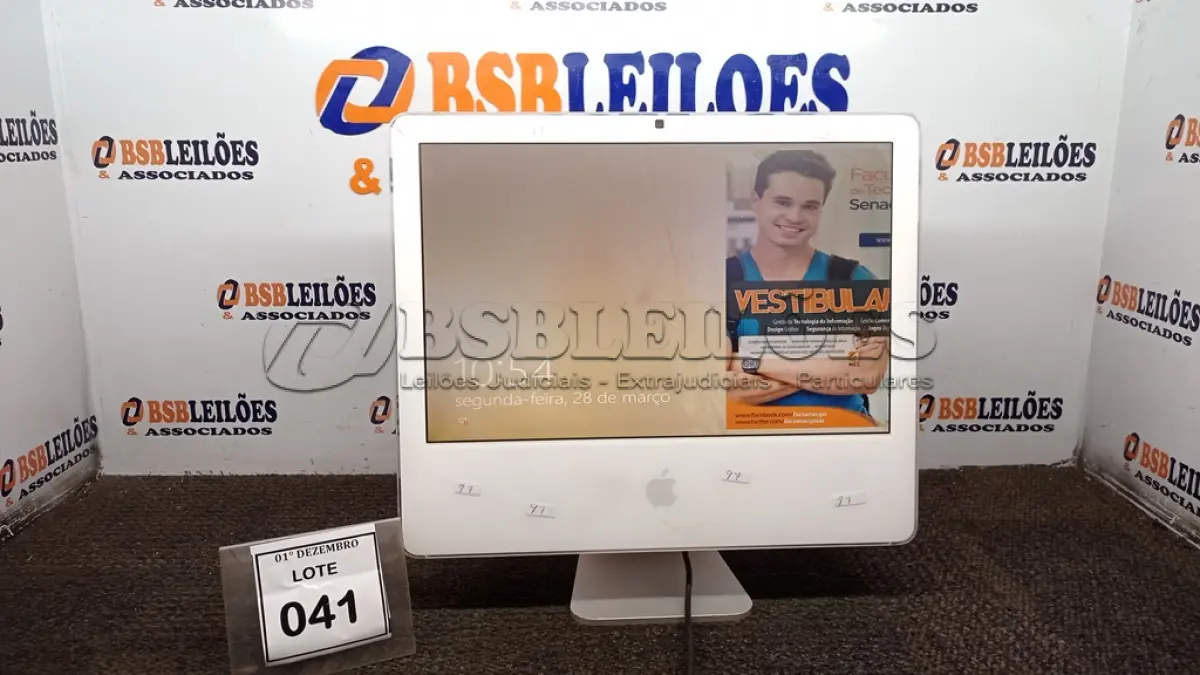 LOTE 041 - 01 IMAC APPLE. (NO ESTADO) ATENÇÃO! FAZER A VISITAÇÃO ANTES DE ARREMATAR, NÃO SABEMOS SE FUNCIONA, LEILÃO NÃO TEM GARANTIA E NEM DEVOLUÇÃO, SUJEITO A POSSÍVEIS AVARIAS VISÍVEIS/OCULTAS E/OU AUSÊNCIA DE COMPONENTES.