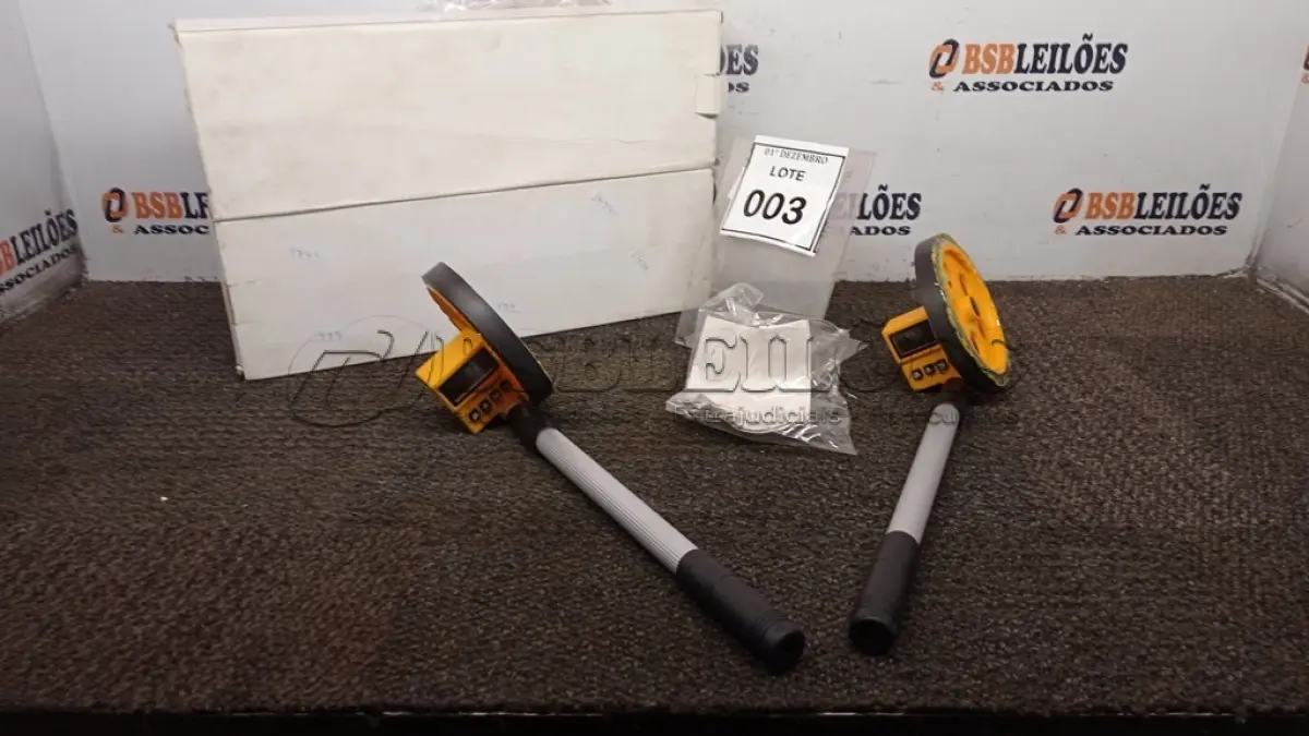 LOTE 003 - 02 TRENAS DE RODA DIGITAL. (NO ESTADO) ATENÇÃO! FAZER A VISITAÇÃO ANTES DE ARREMATAR, NÃO SABEMOS SE FUNCIONA, LEILÃO NÃO TEM GARANTIA E NEM DEVOLUÇÃO, SUJEITO A POSSÍVEIS AVARIAS VISÍVEIS/OCULTAS E/OU AUSÊNCIA DE COMPONENTES.