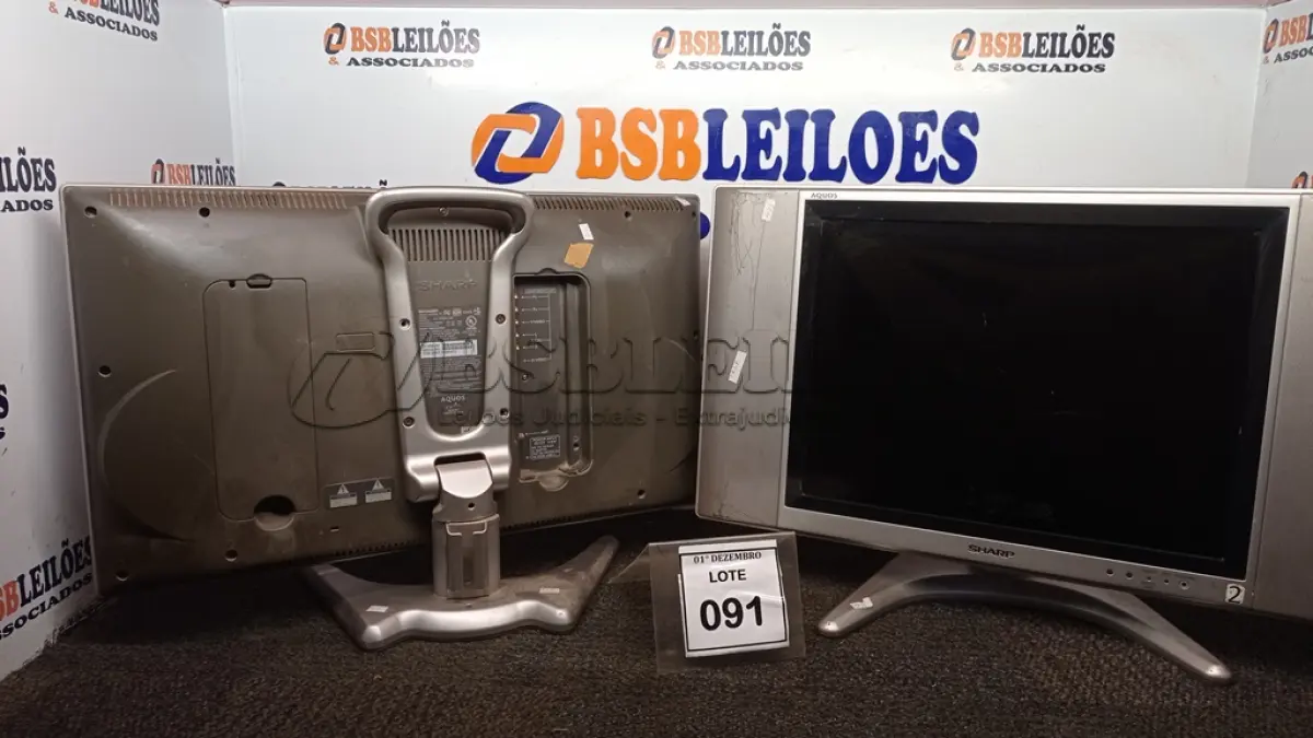 LOTE 091 - 02 TVS MARCA SHARP. (NO ESTADO) ATENÇÃO! FAZER A VISITAÇÃO ANTES DE ARREMATAR, NÃO SABEMOS SE FUNCIONA, LEILÃO NÃO TEM GARANTIA E NEM DEVOLUÇÃO, SUJEITO A POSSÍVEIS AVARIAS VISÍVEIS/OCULTAS E/OU AUSÊNCIA DE COMPONENTES.